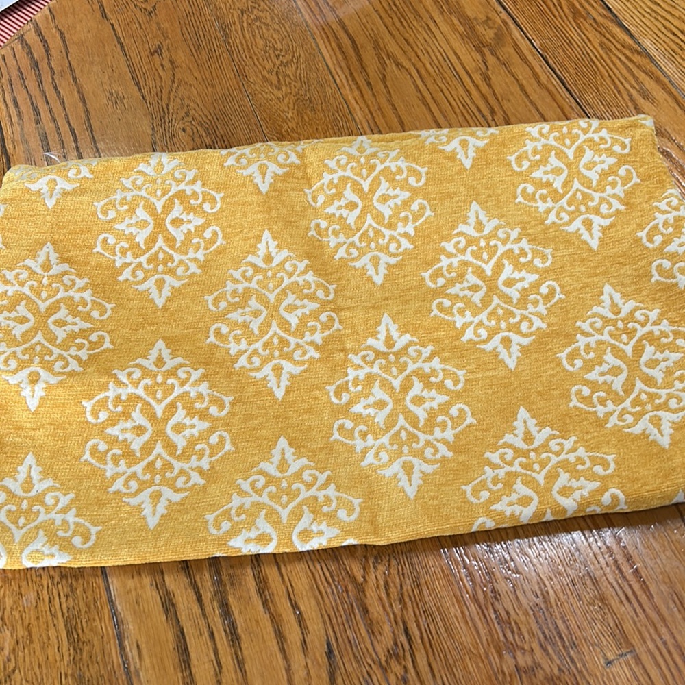 Gold Medallion pillow cover, approximately 24”x16”. Invisible zipper closure.